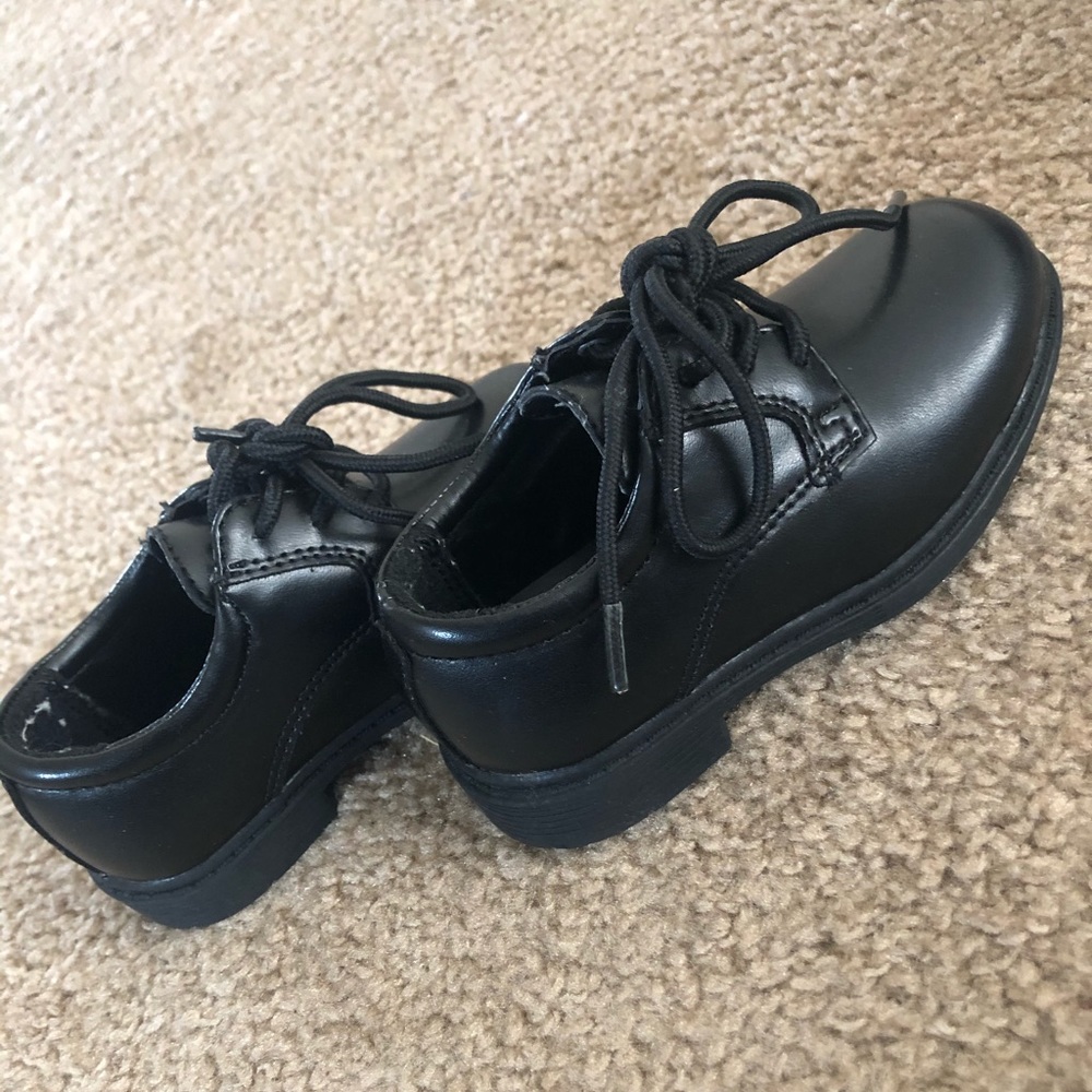 Toddler dress shoes